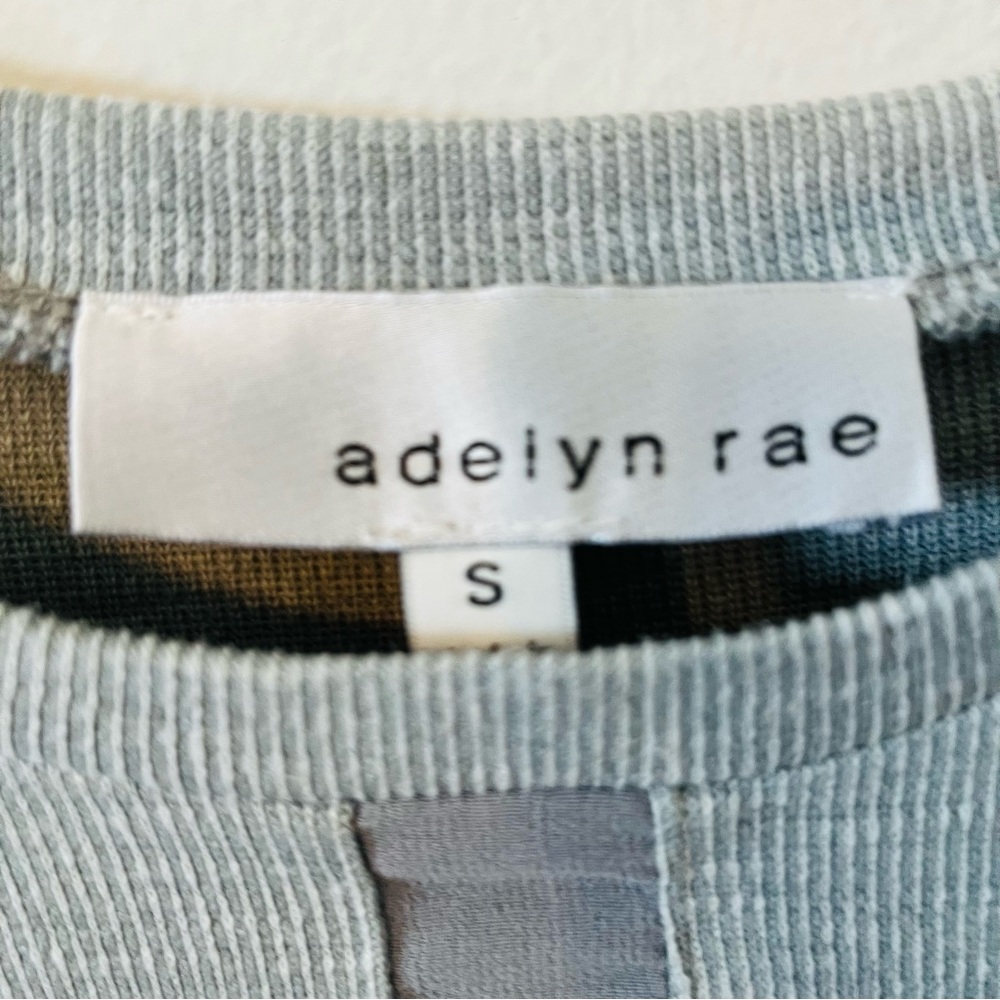 Adelyn Rae Gray Ribbed Pullover Sweater Size S - Picture 5 of 9
